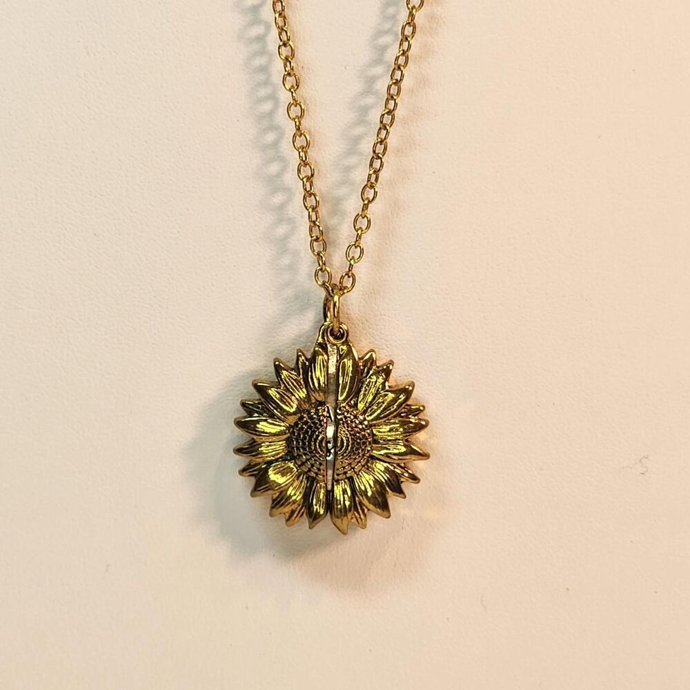 Gold tone Silver tone sunflower pendant necklace with a boho vibe